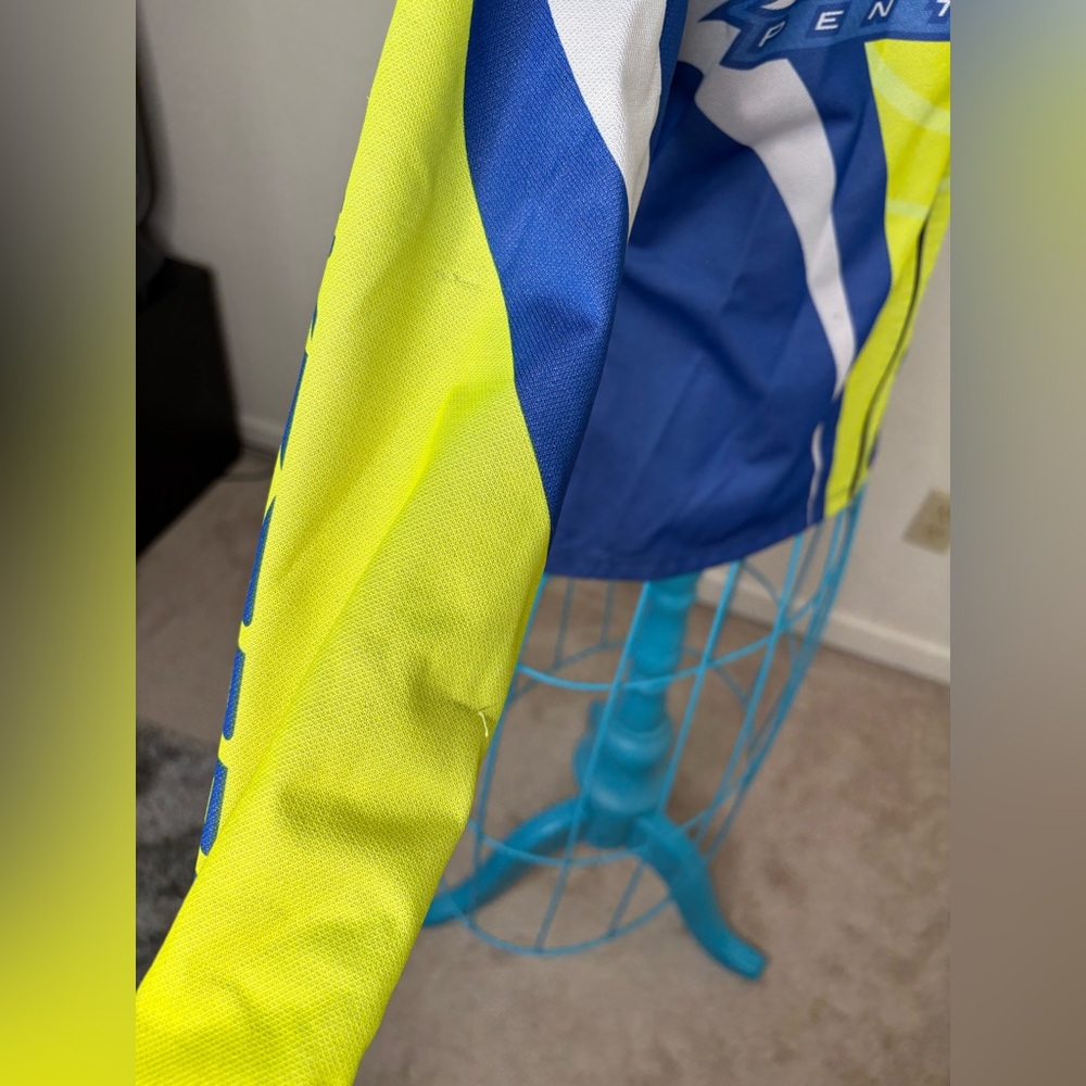 Sugoi Softshell Winter Cycling Jacket - image 7